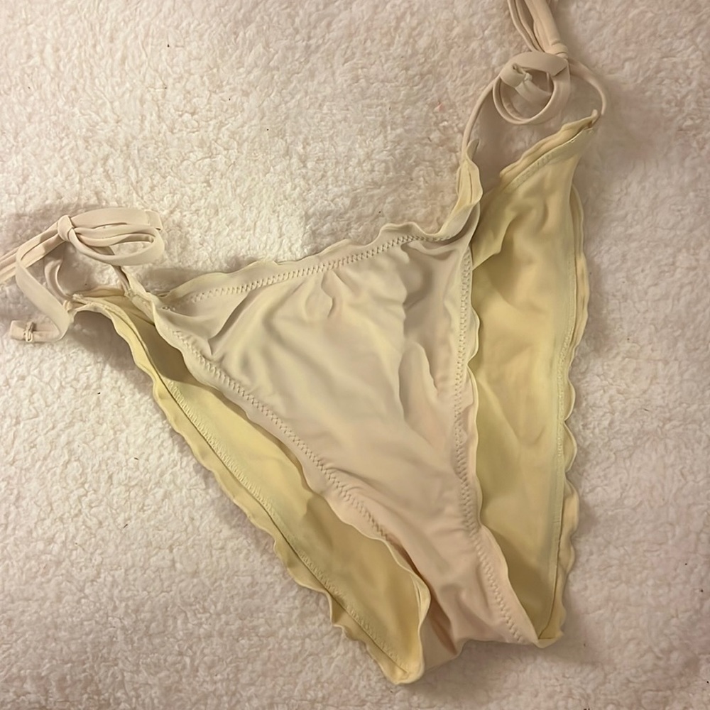 Yellow bathing suit bottoms size M